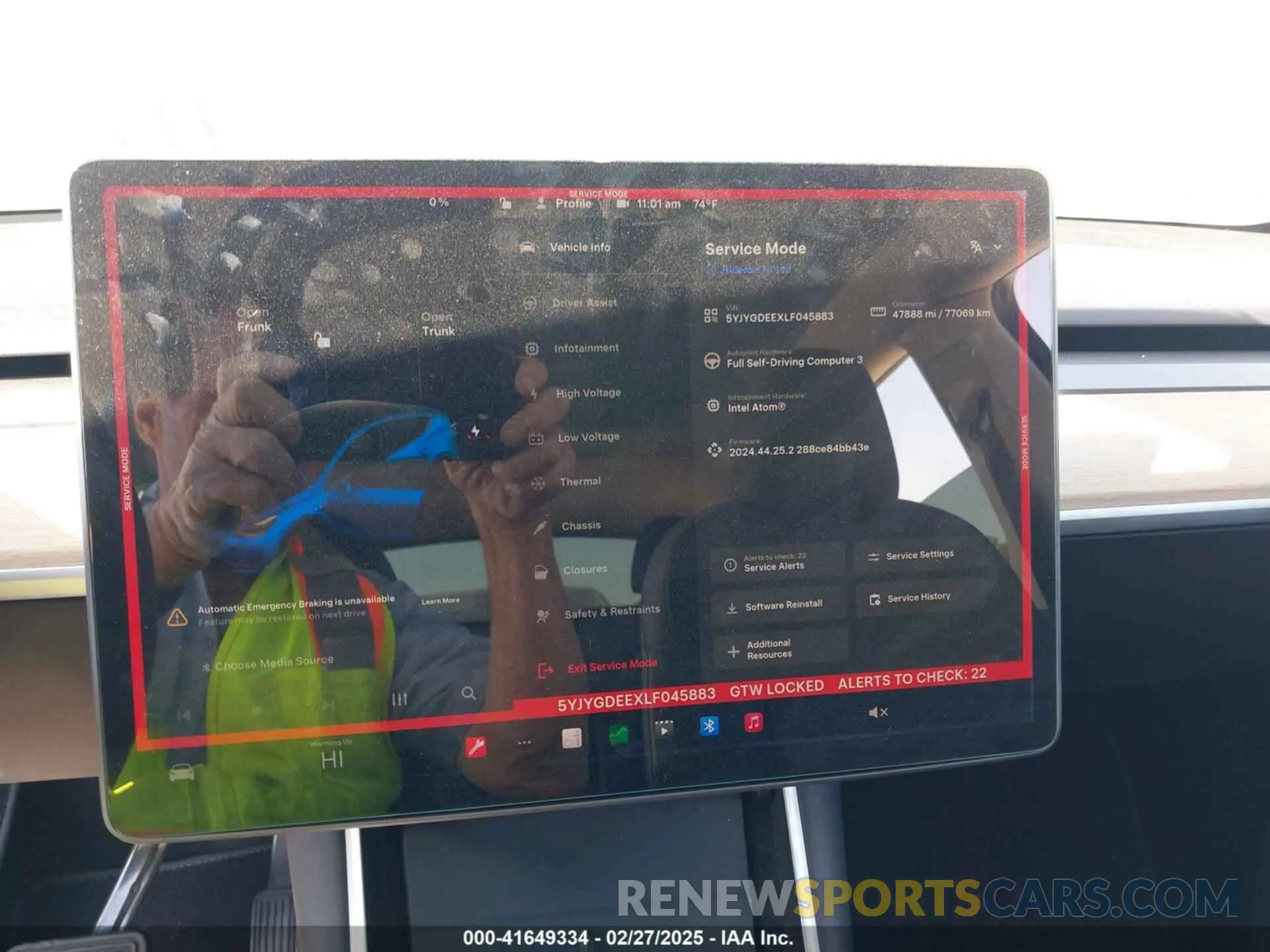 18 fotografías del automóvil dañado 5YJYGDEEXLF045883 TESLA MODEL Y 2020