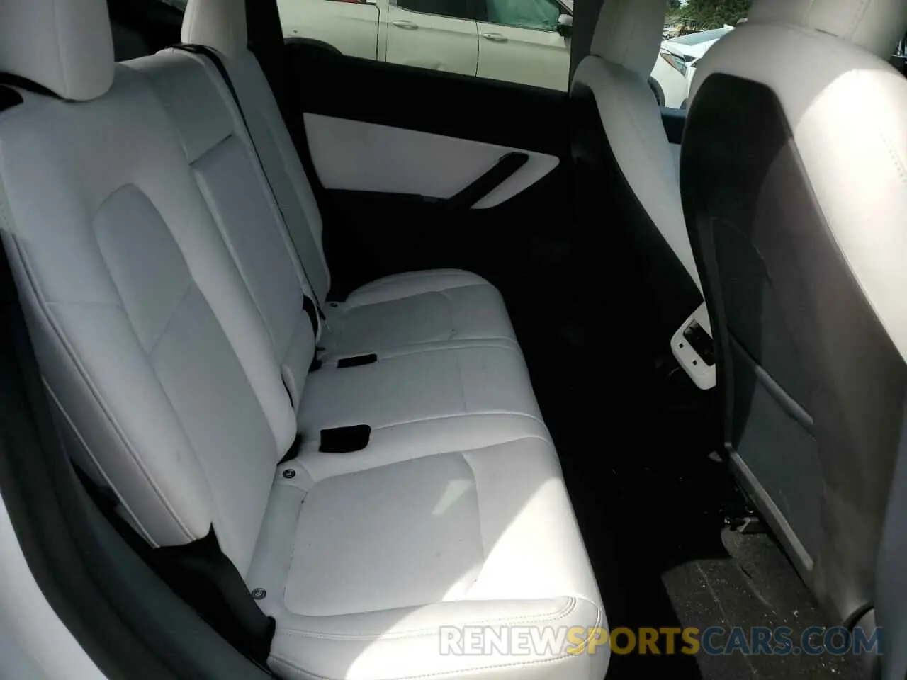 10 fotografías del automóvil dañado 5YJYGDEF2LF006357 TESLA MODEL Y 2020