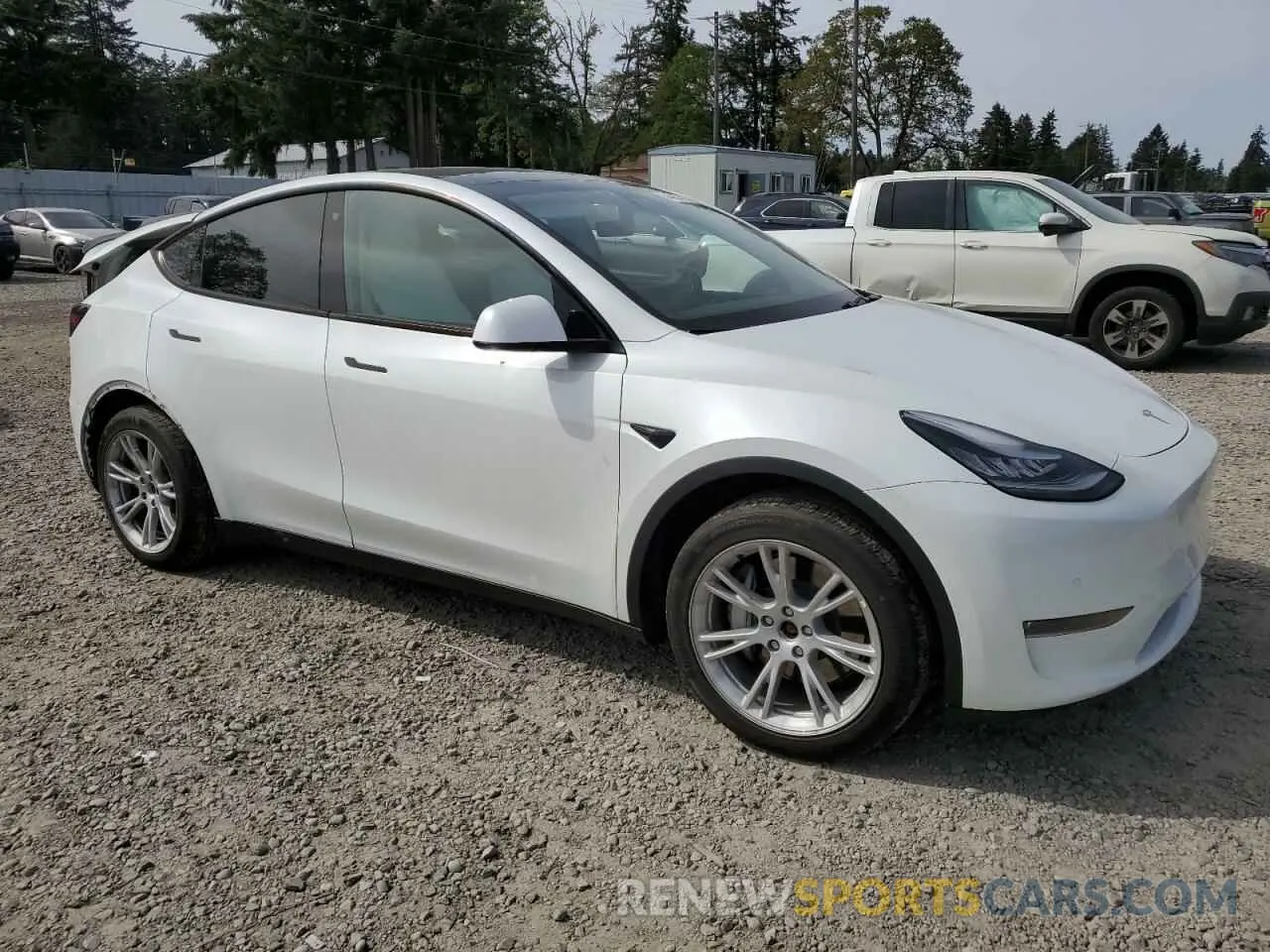 4 fotografías del automóvil dañado 5YJYGDEF2LF006357 TESLA MODEL Y 2020