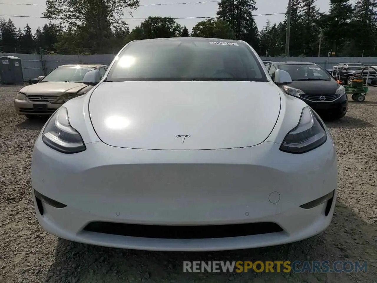 5 fotografías del automóvil dañado 5YJYGDEF2LF006357 TESLA MODEL Y 2020