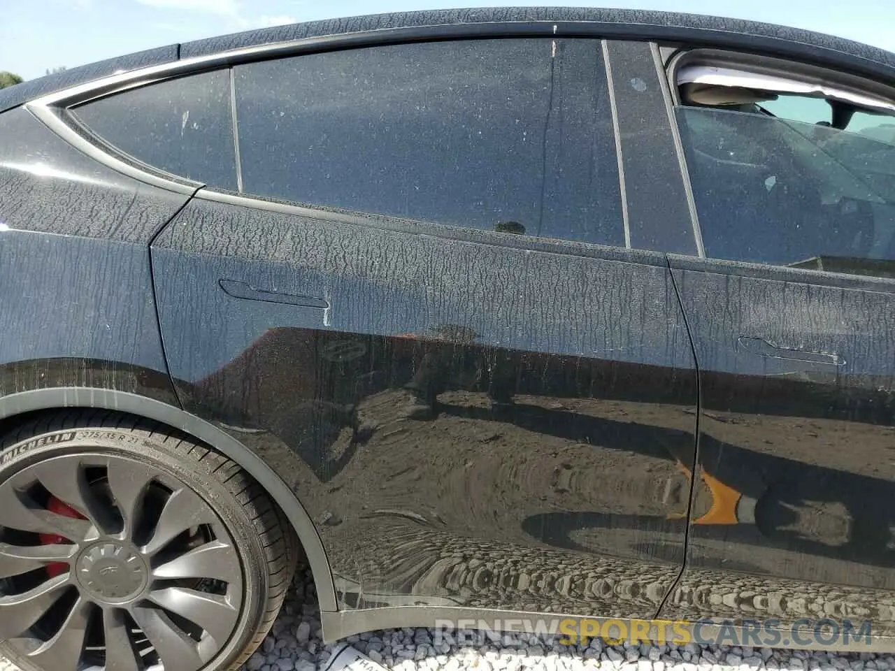 10 fotografías del automóvil dañado 5YJYGDEF2LF049855 TESLA MODEL Y 2020