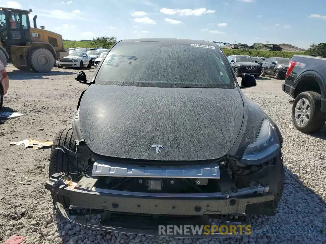 5 fotografías del automóvil dañado 5YJYGDEF2LF049855 TESLA MODEL Y 2020