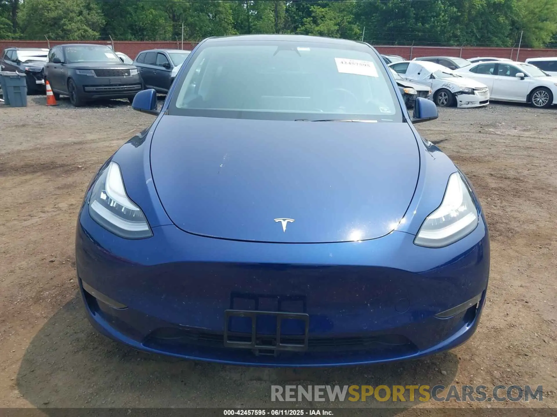 12 fotografías del automóvil dañado 5YJYGDEF3LF005685 TESLA MODEL Y 2020