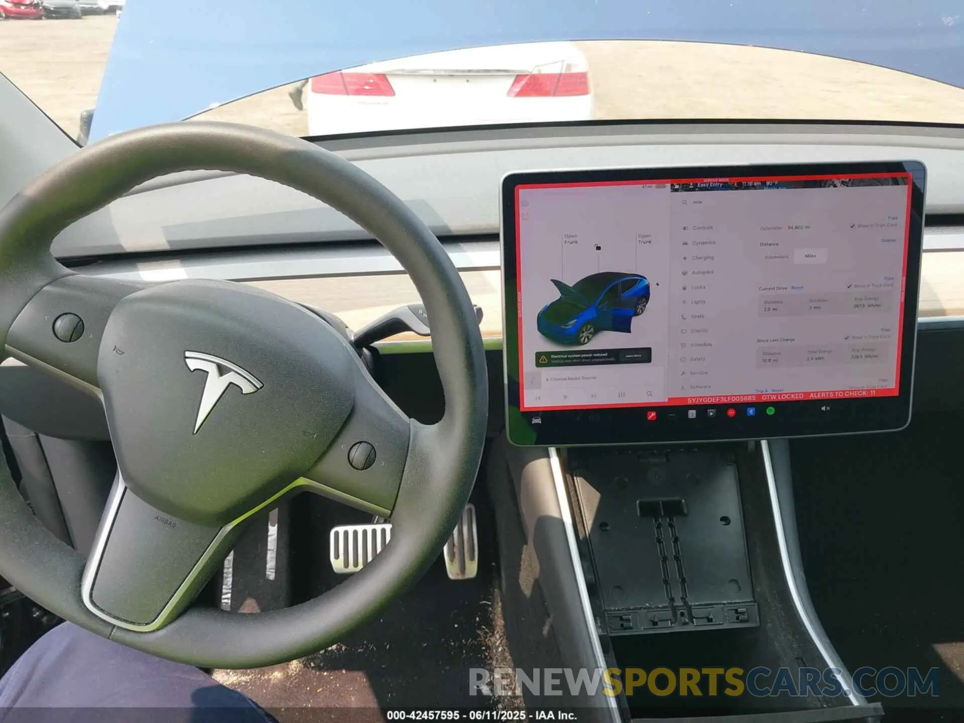 18 fotografías del automóvil dañado 5YJYGDEF3LF005685 TESLA MODEL Y 2020
