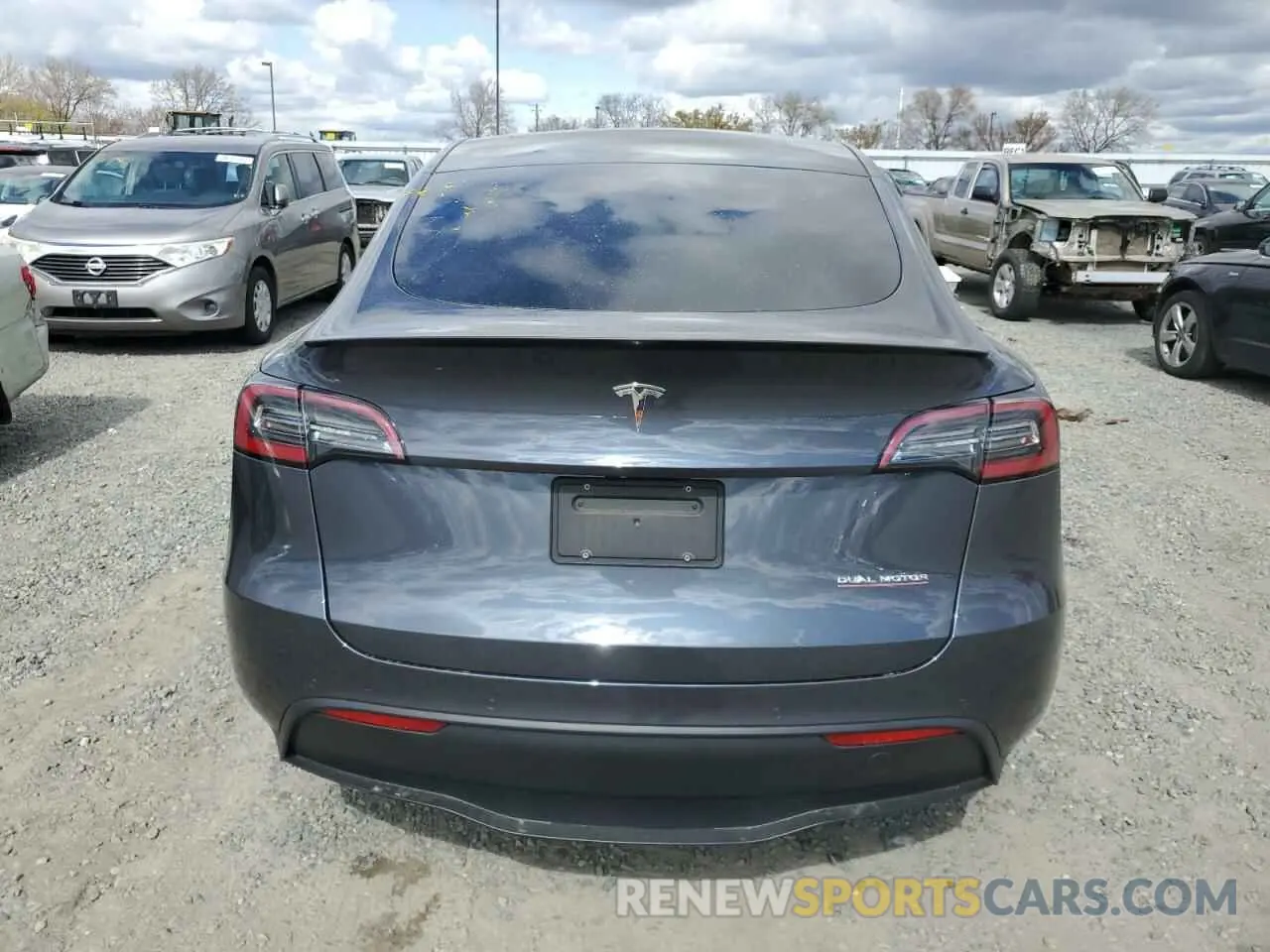 6 fotografías del automóvil dañado 5YJYGDEF3LF016427 TESLA MODEL Y 2020