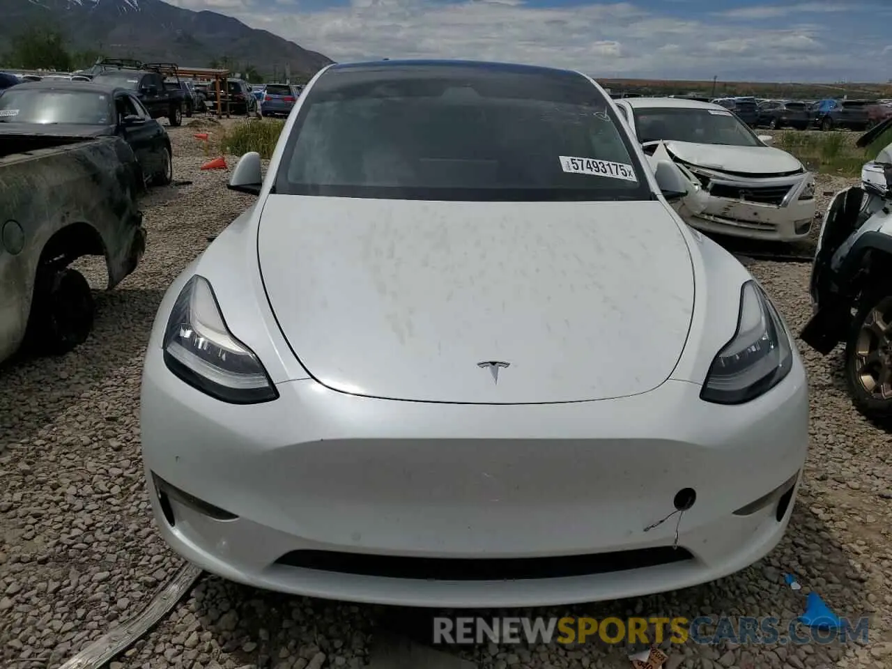 5 fotografías del automóvil dañado 5YJYGDEF3LF028061 TESLA MODEL Y 2020