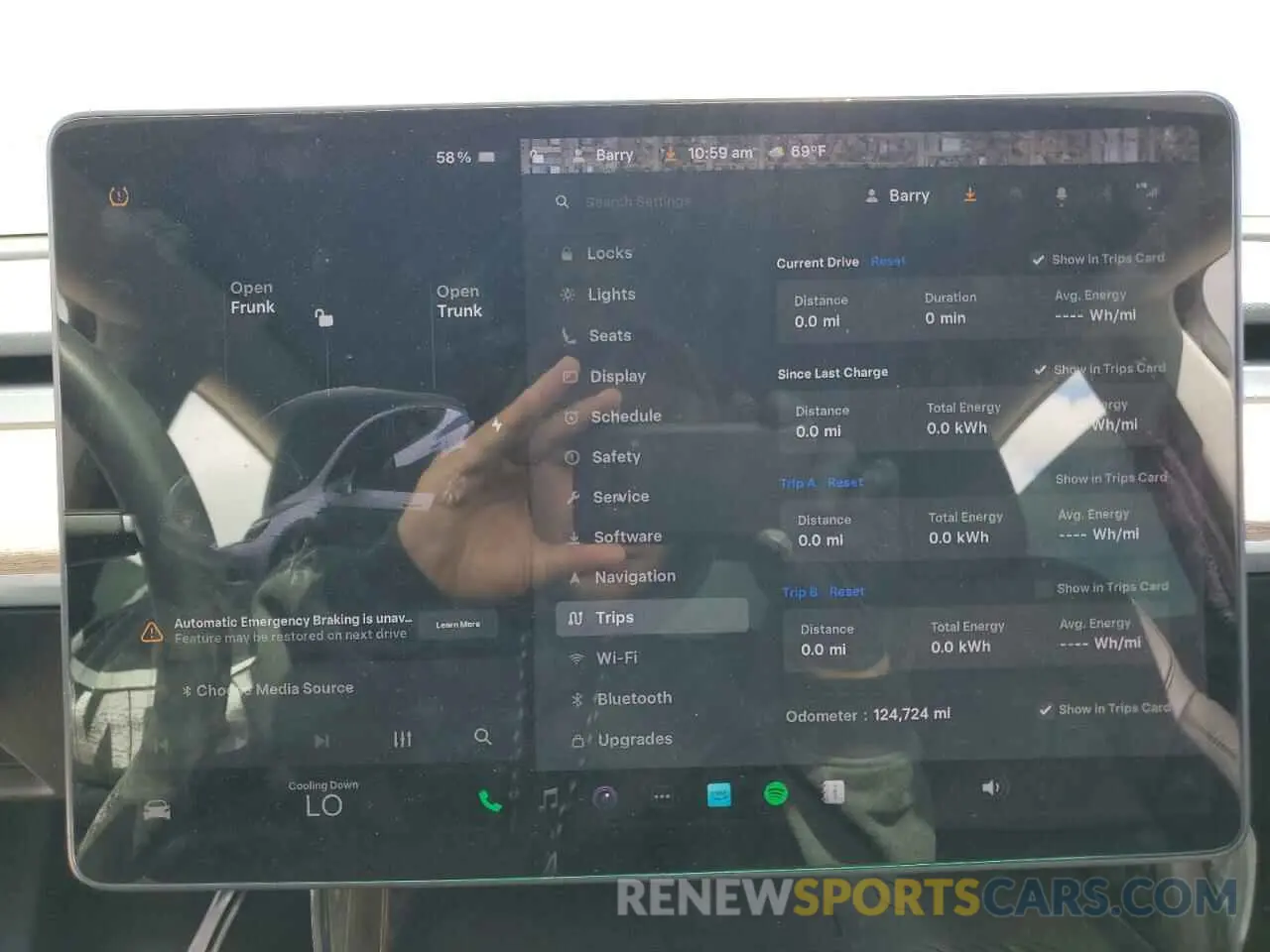 9 fotografías del automóvil dañado 5YJYGDEF4LF011396 TESLA MODEL Y 2020