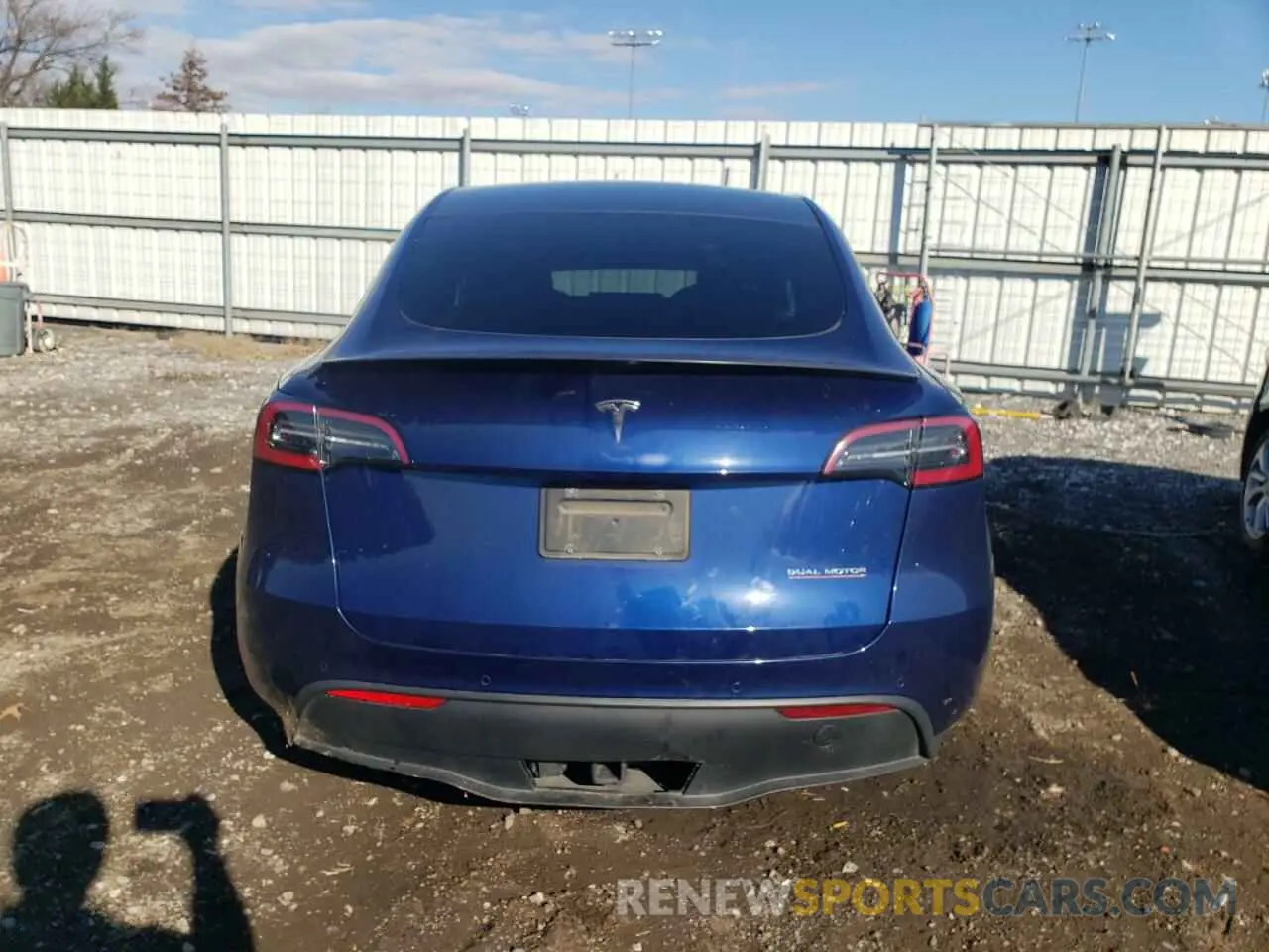 6 fotografías del automóvil dañado 5YJYGDEF8LF001356 TESLA MODEL Y 2020
