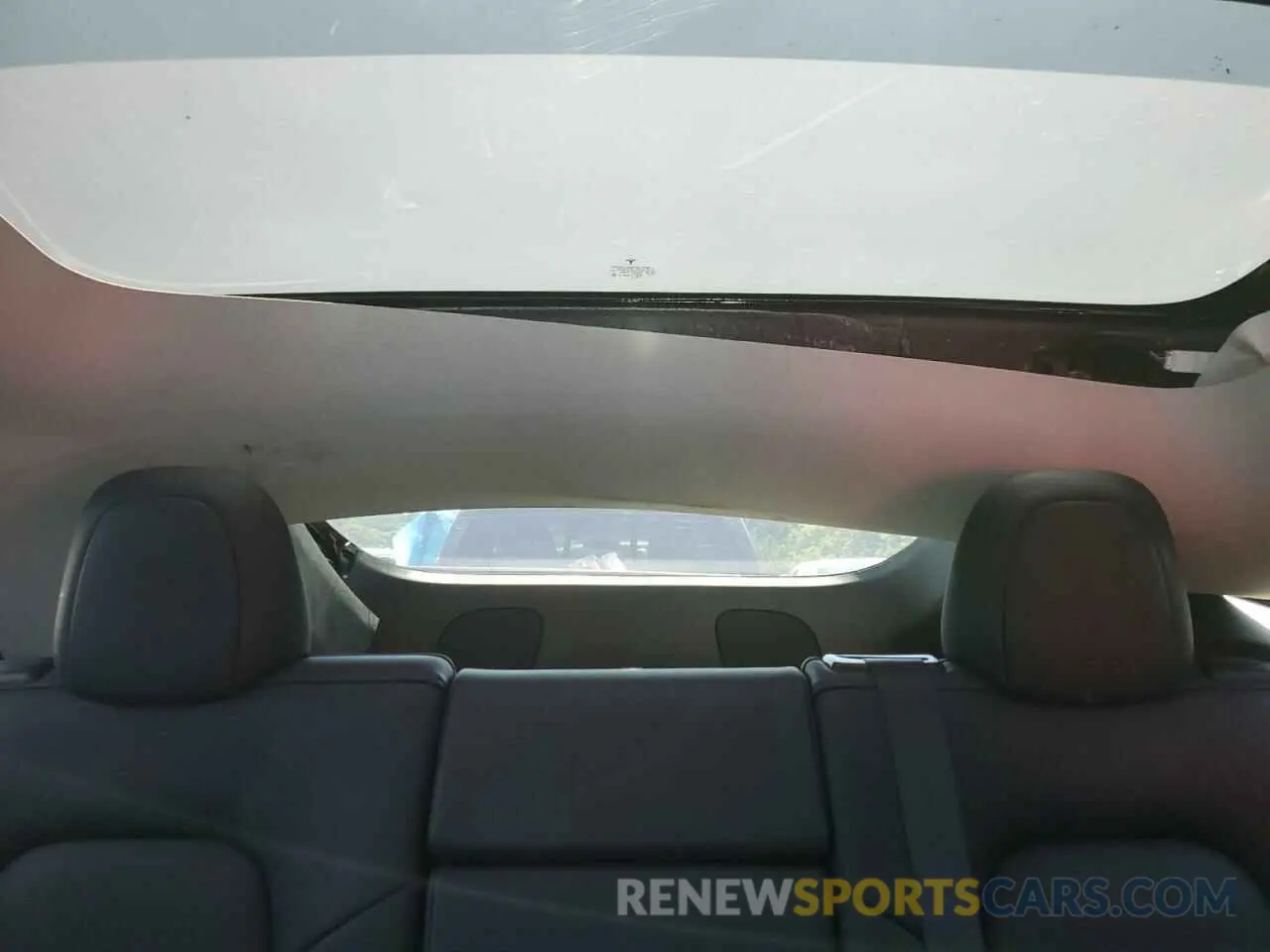 10 fotografías del automóvil dañado 5YJYGDEF9LF012155 TESLA MODEL Y 2020