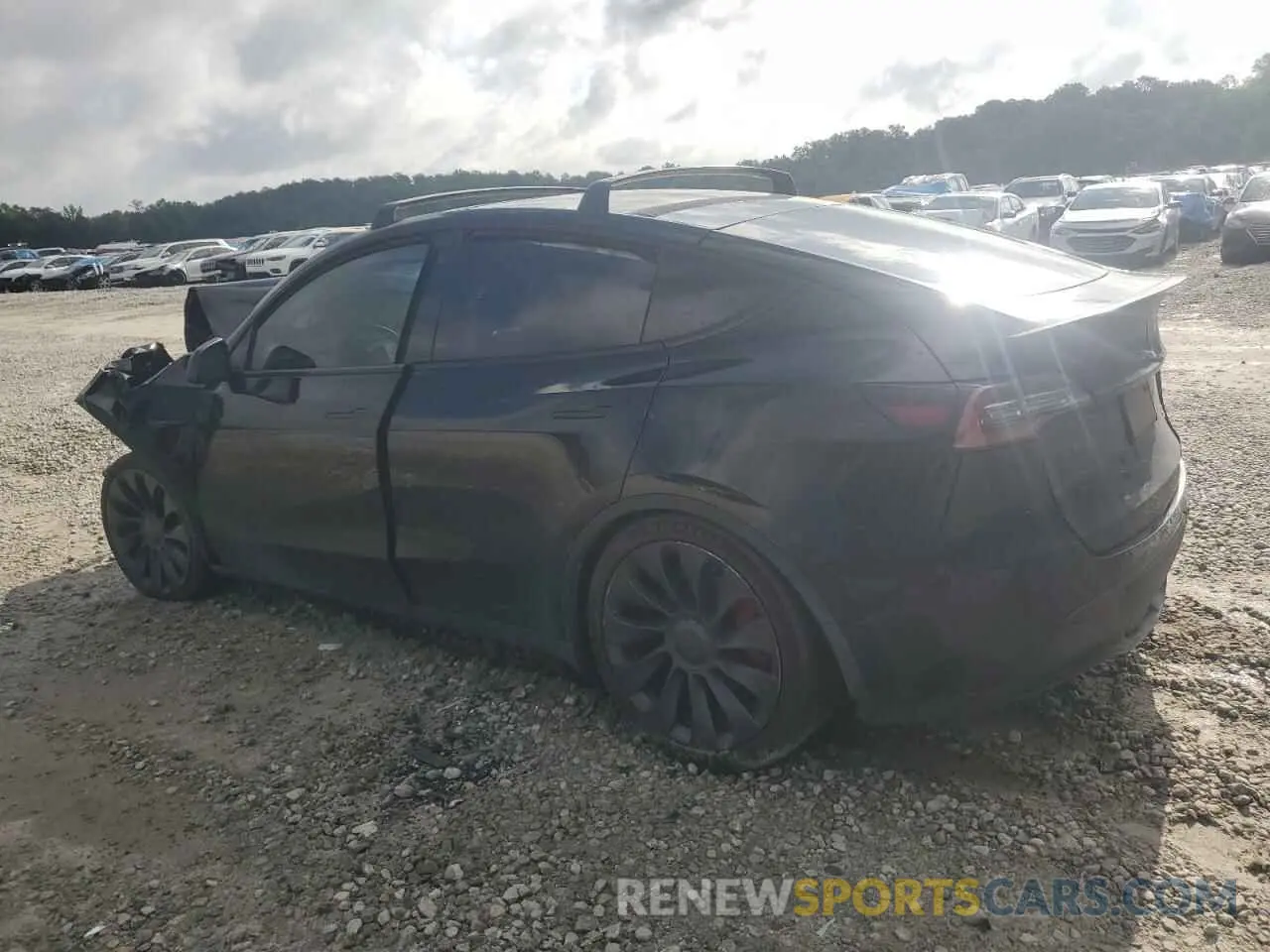 2 fotografías del automóvil dañado 5YJYGDEF9LF012155 TESLA MODEL Y 2020