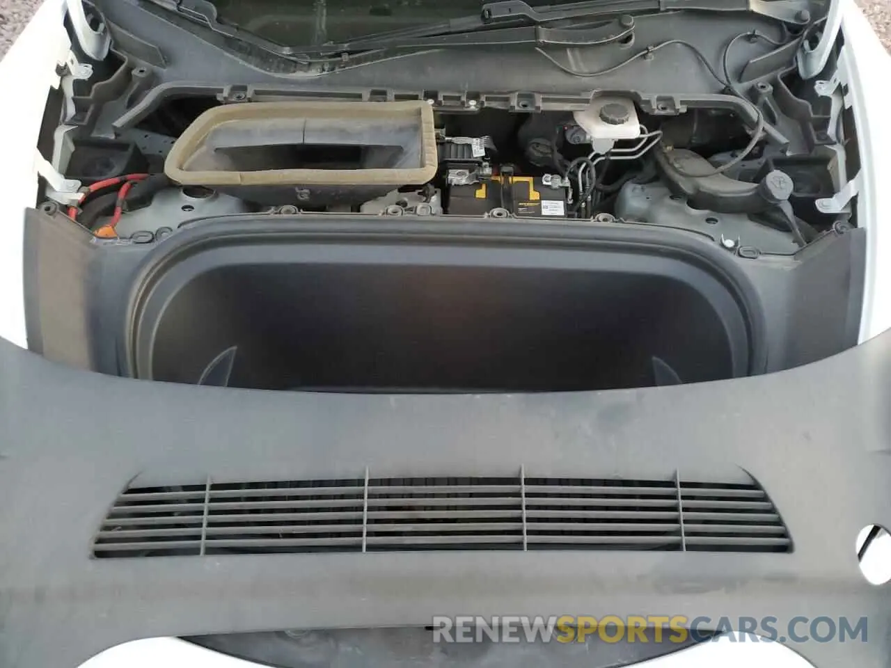 11 fotografías del automóvil dañado 5YJYGDEF9LF013855 TESLA MODEL Y 2020