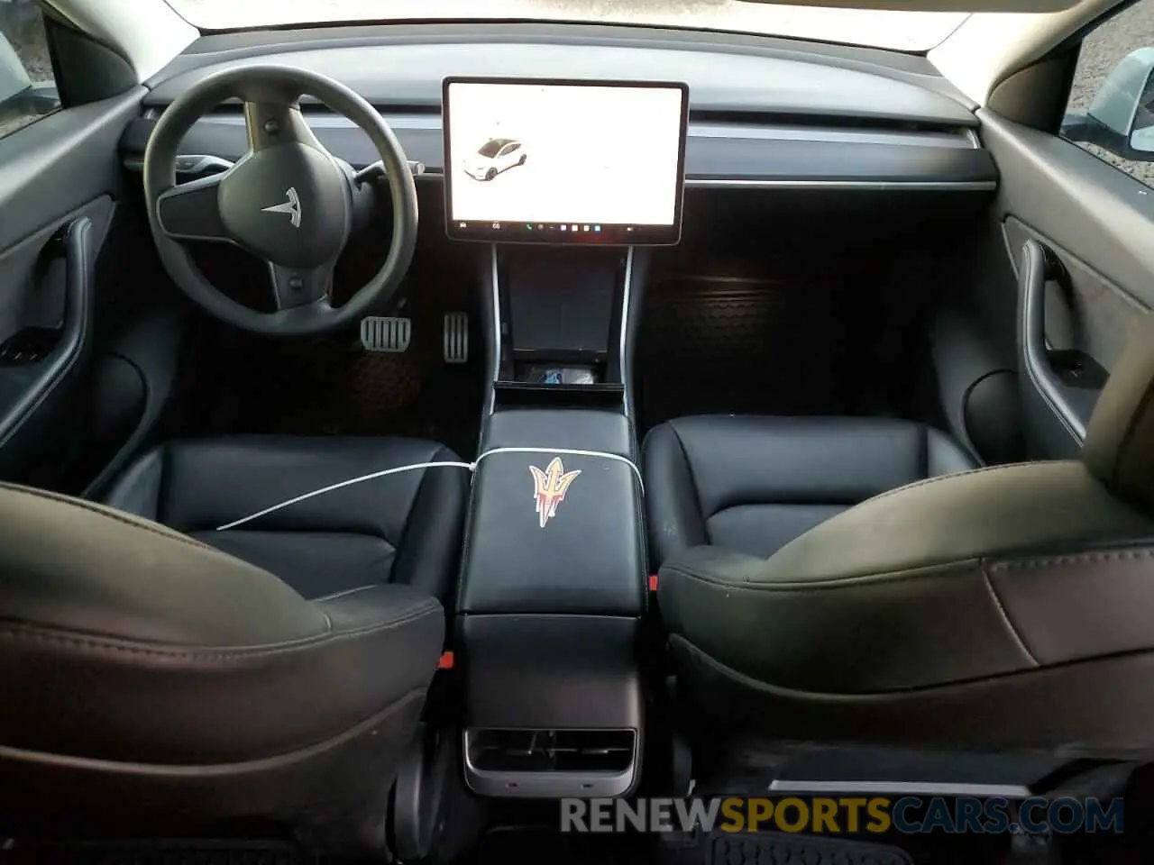 8 fotografías del automóvil dañado 5YJYGDEF9LF013855 TESLA MODEL Y 2020