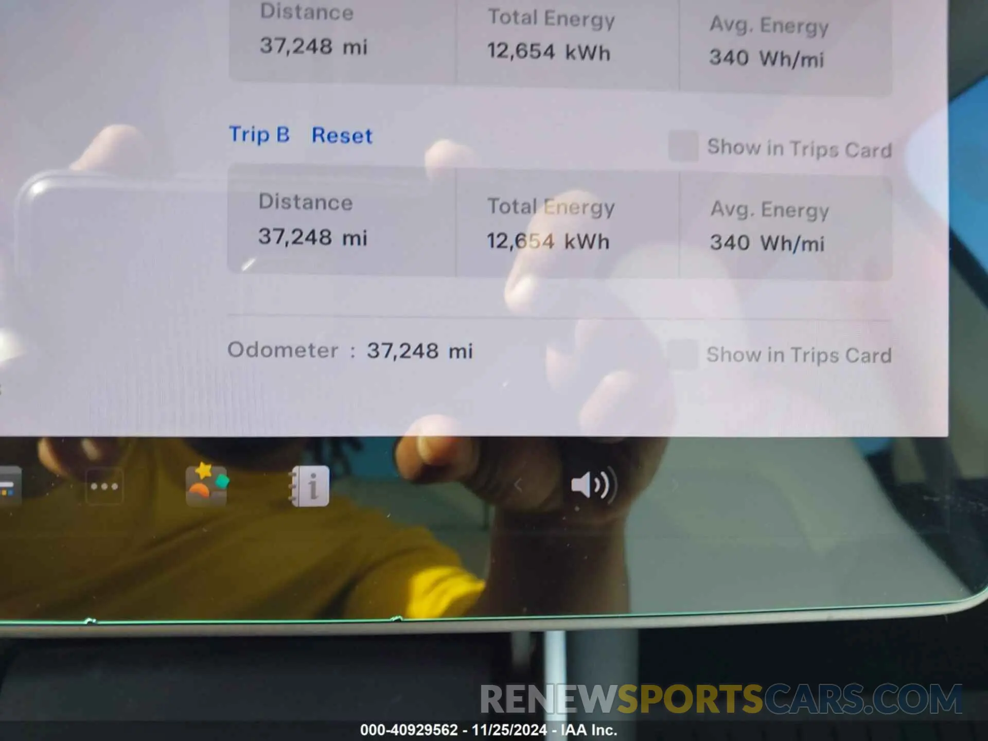 7 fotografías del automóvil dañado 5YJYGDEFXLF011614 TESLA MODEL Y 2020