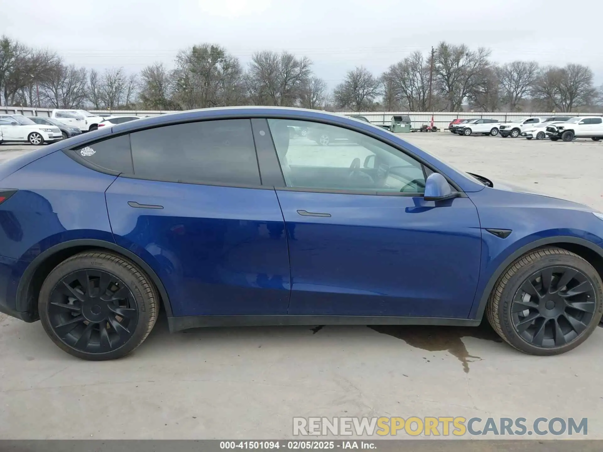 13 fotografías del automóvil dañado 5YJYGAEE0MF185053 TESLA MODEL Y 2021