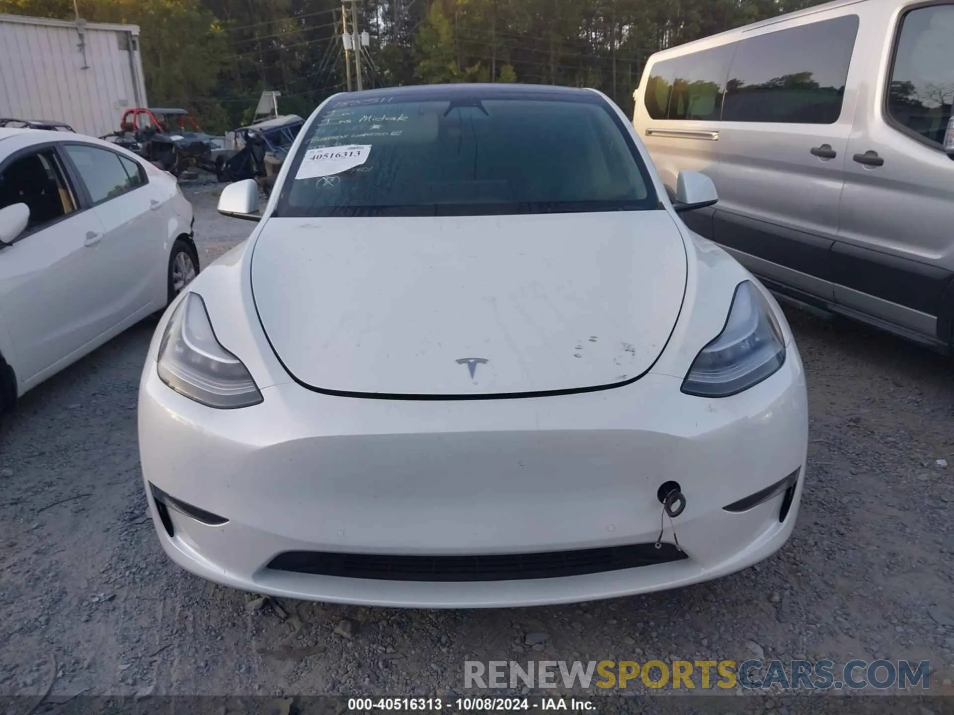 12 fotografías del automóvil dañado 5YJYGAEE0MF188311 TESLA MODEL Y 2021