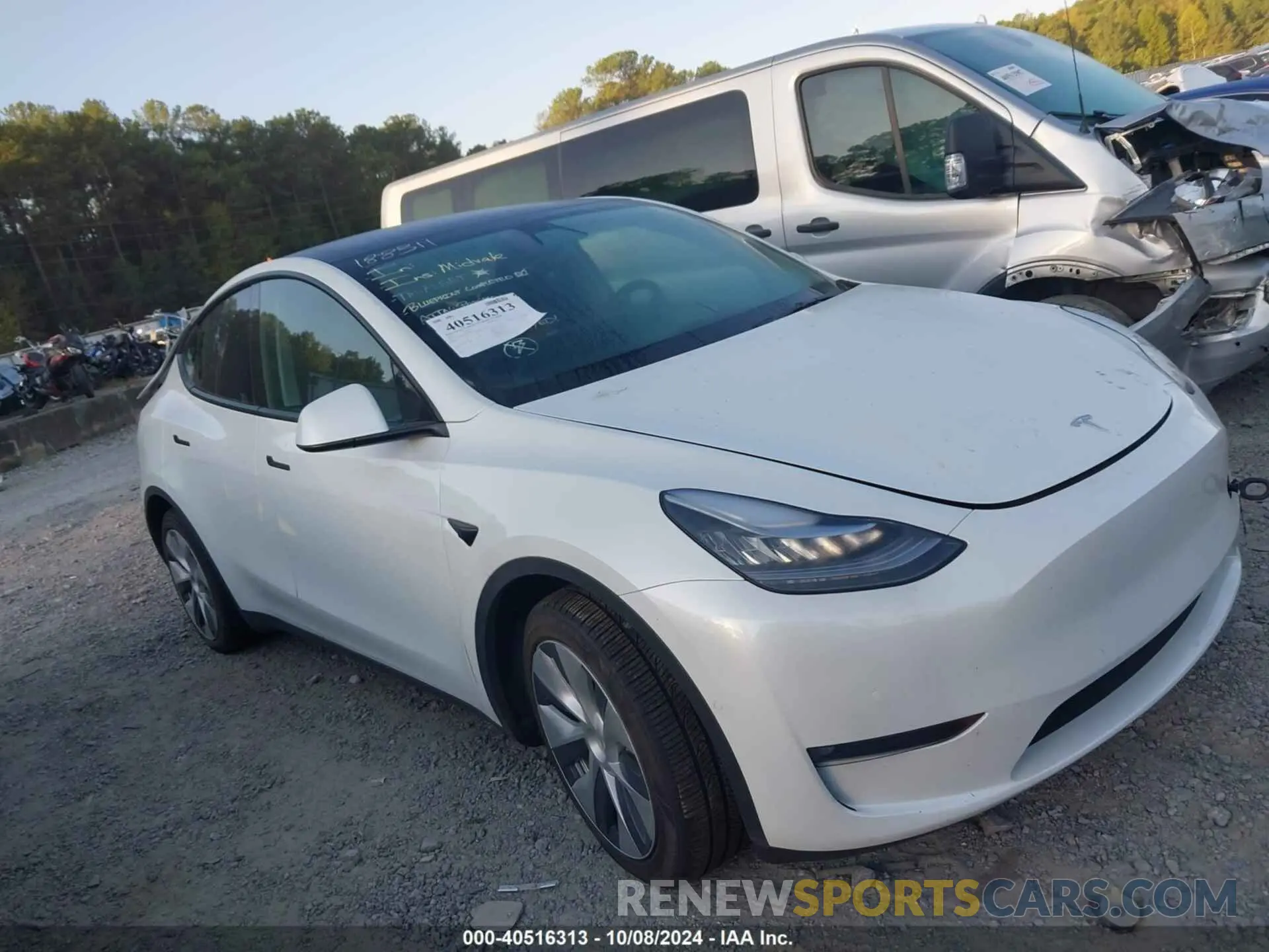 13 fotografías del automóvil dañado 5YJYGAEE0MF188311 TESLA MODEL Y 2021