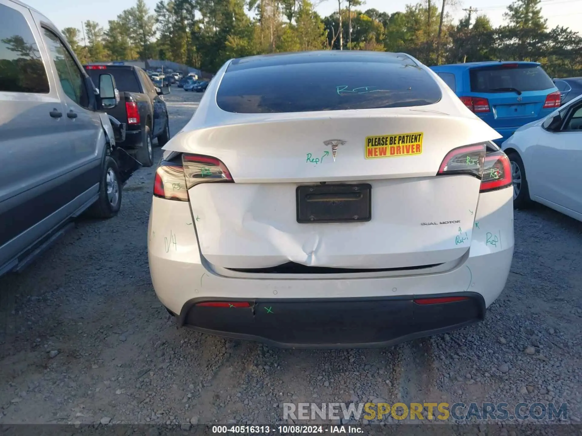 16 fotografías del automóvil dañado 5YJYGAEE0MF188311 TESLA MODEL Y 2021