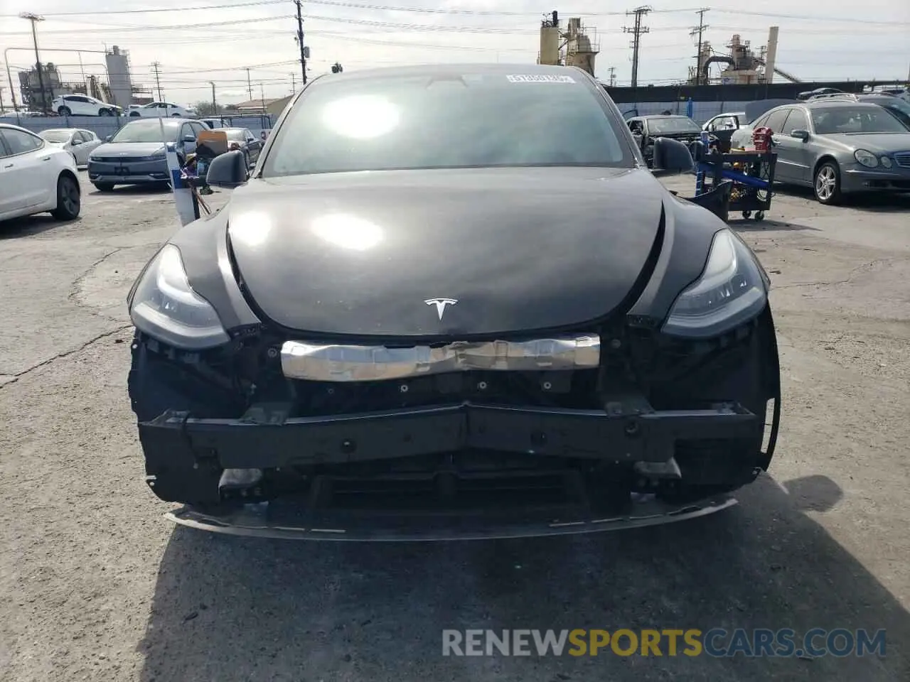 5 fotografías del automóvil dañado 5YJYGAEE0MF203308 TESLA MODEL Y 2021
