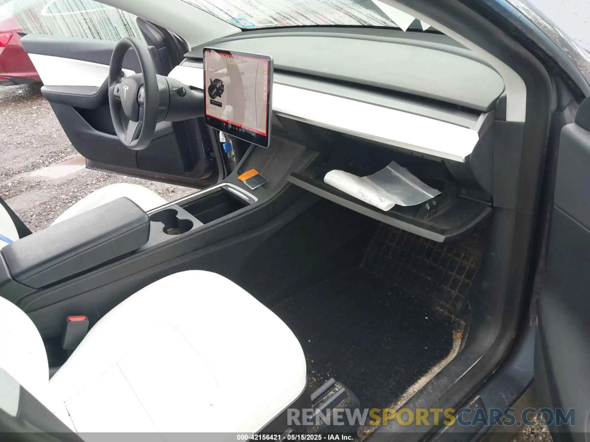 5 fotografías del automóvil dañado 5YJYGAEE1MF145161 TESLA MODEL Y 2021