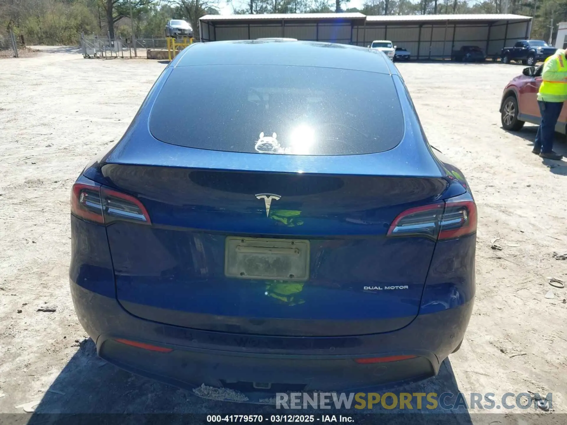 16 fotografías del automóvil dañado 5YJYGAEE1MF207948 TESLA MODEL Y 2021