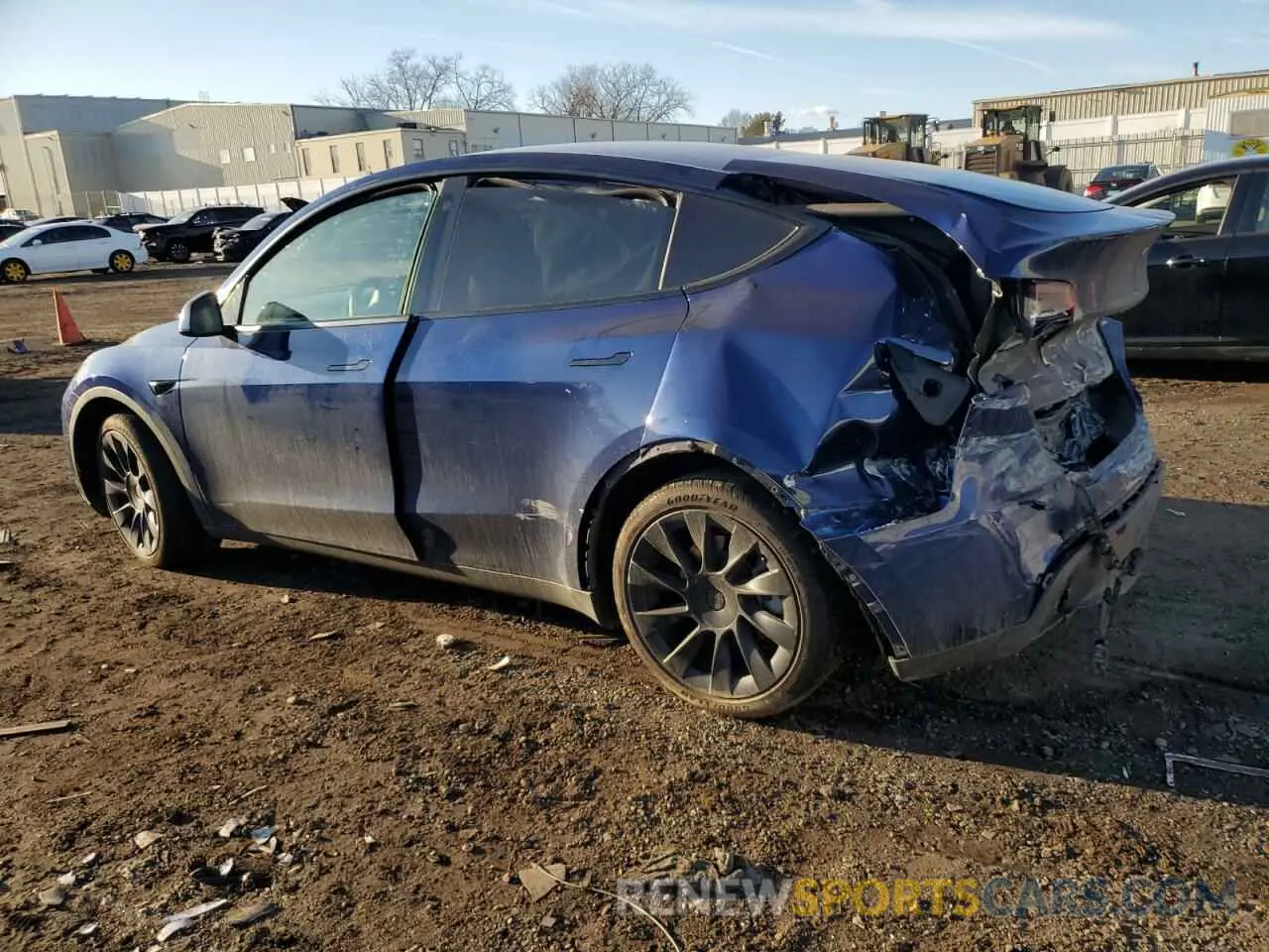 2 fotografías del automóvil dañado 5YJYGAEE2MF262571 TESLA MODEL Y 2021