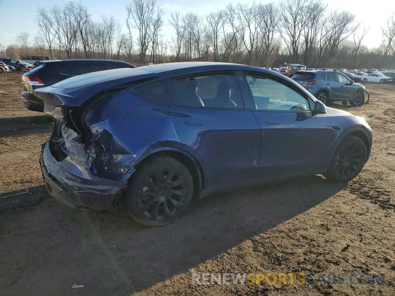 3 fotografías del automóvil dañado 5YJYGAEE2MF262571 TESLA MODEL Y 2021