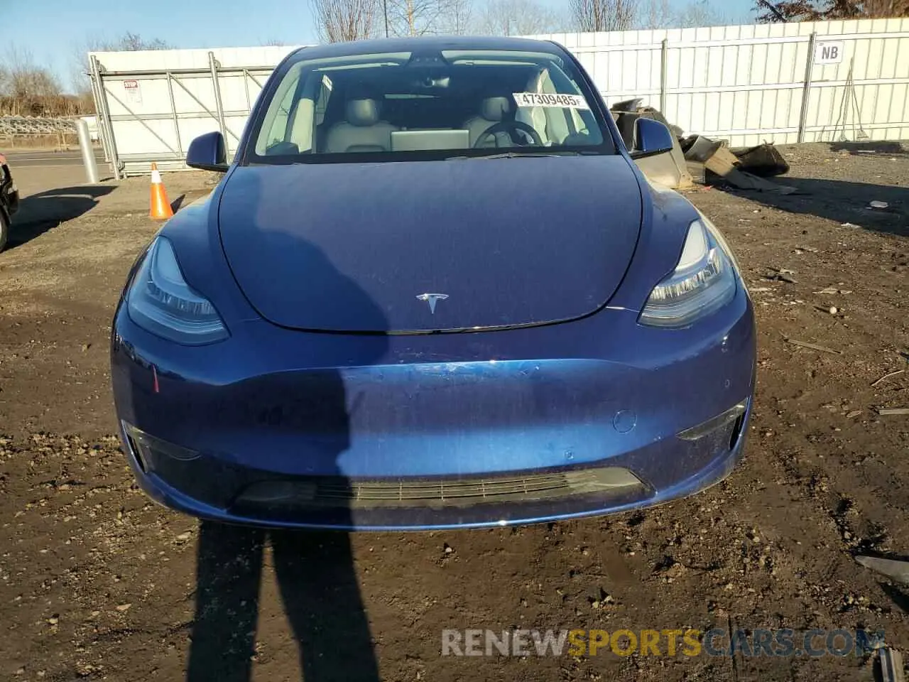 5 fotografías del automóvil dañado 5YJYGAEE2MF262571 TESLA MODEL Y 2021