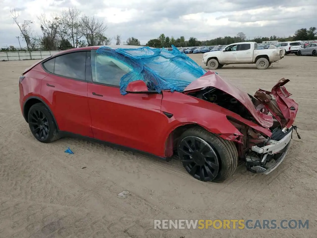 4 fotografías del automóvil dañado 5YJYGAEE2MF286367 TESLA MODEL Y 2021