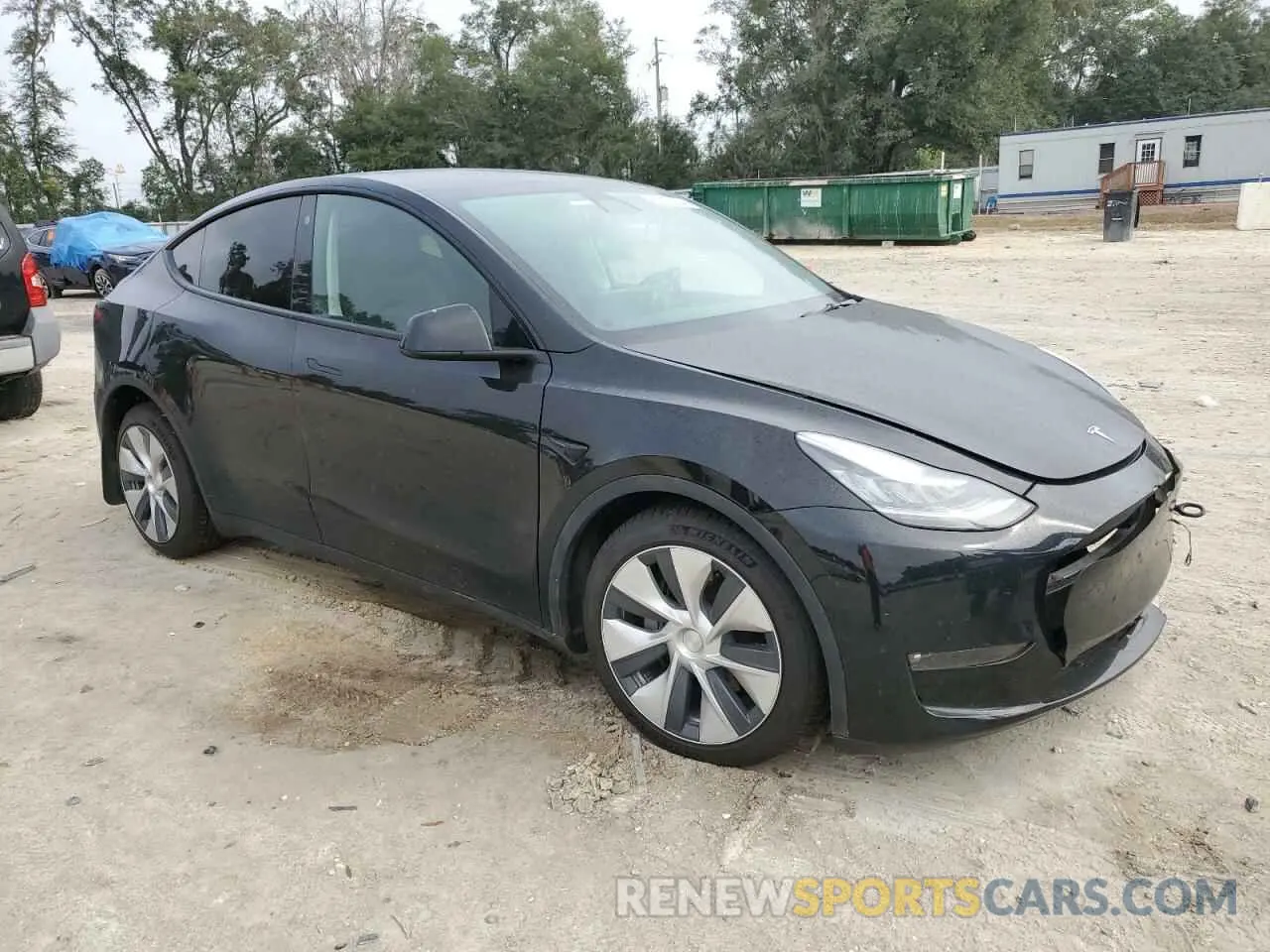4 fotografías del automóvil dañado 5YJYGAEE3MF130757 TESLA MODEL Y 2021