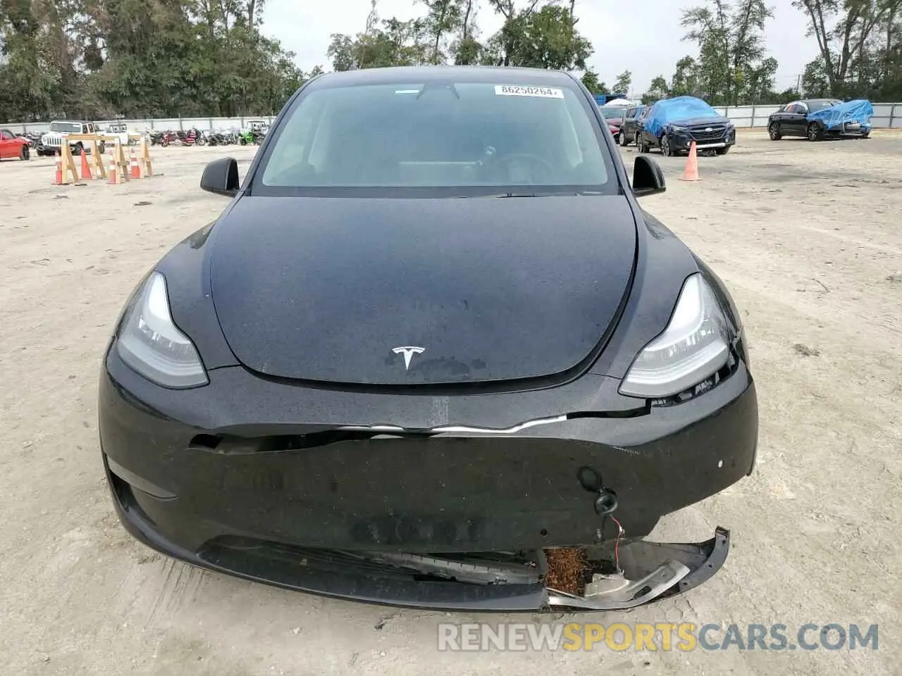 5 fotografías del automóvil dañado 5YJYGAEE3MF130757 TESLA MODEL Y 2021