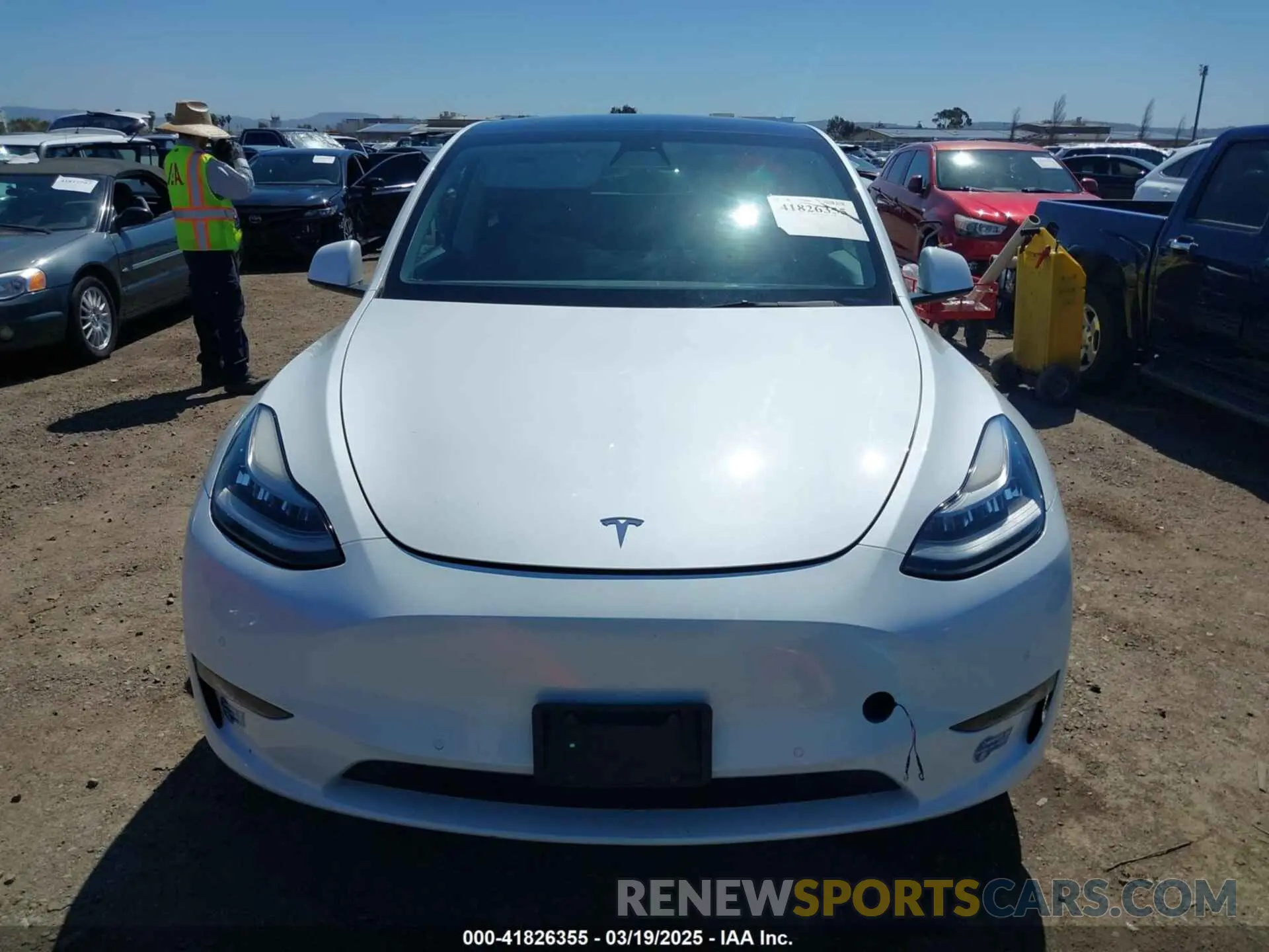 12 fotografías del automóvil dañado 5YJYGAEE3MF172961 TESLA MODEL Y 2021