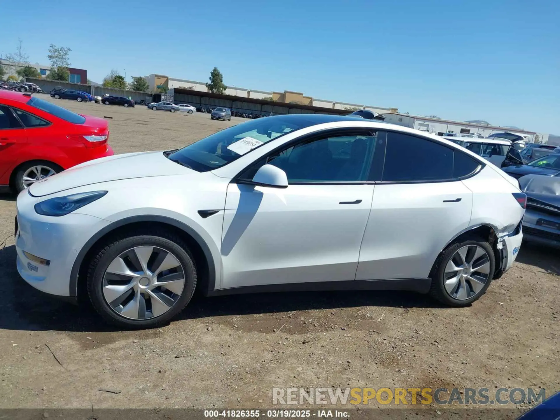 14 fotografías del automóvil dañado 5YJYGAEE3MF172961 TESLA MODEL Y 2021