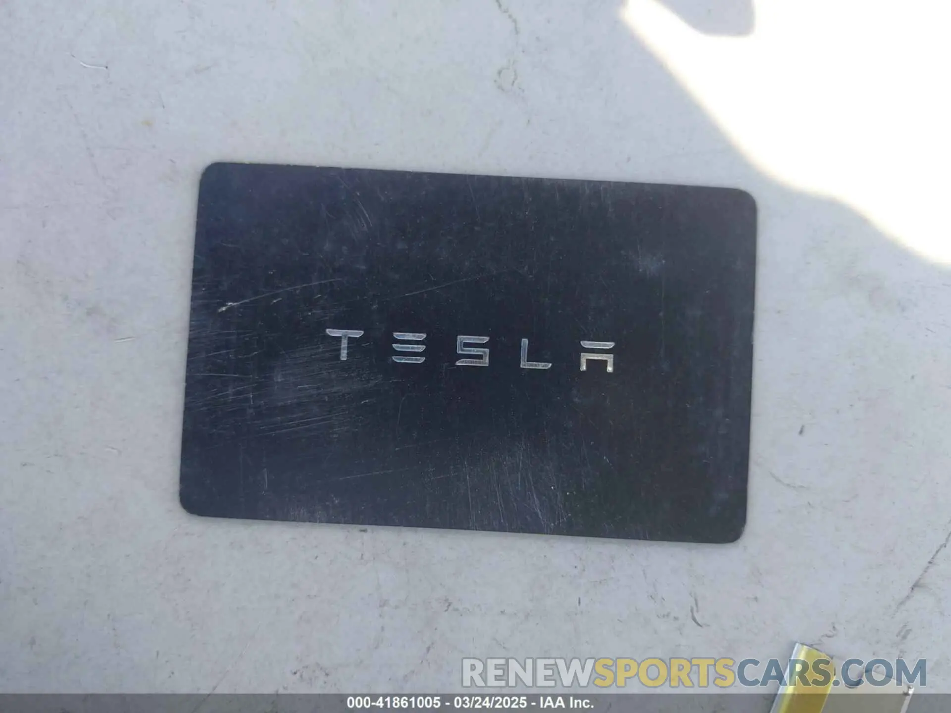 11 fotografías del automóvil dañado 5YJYGAEE3MF194197 TESLA MODEL Y 2021
