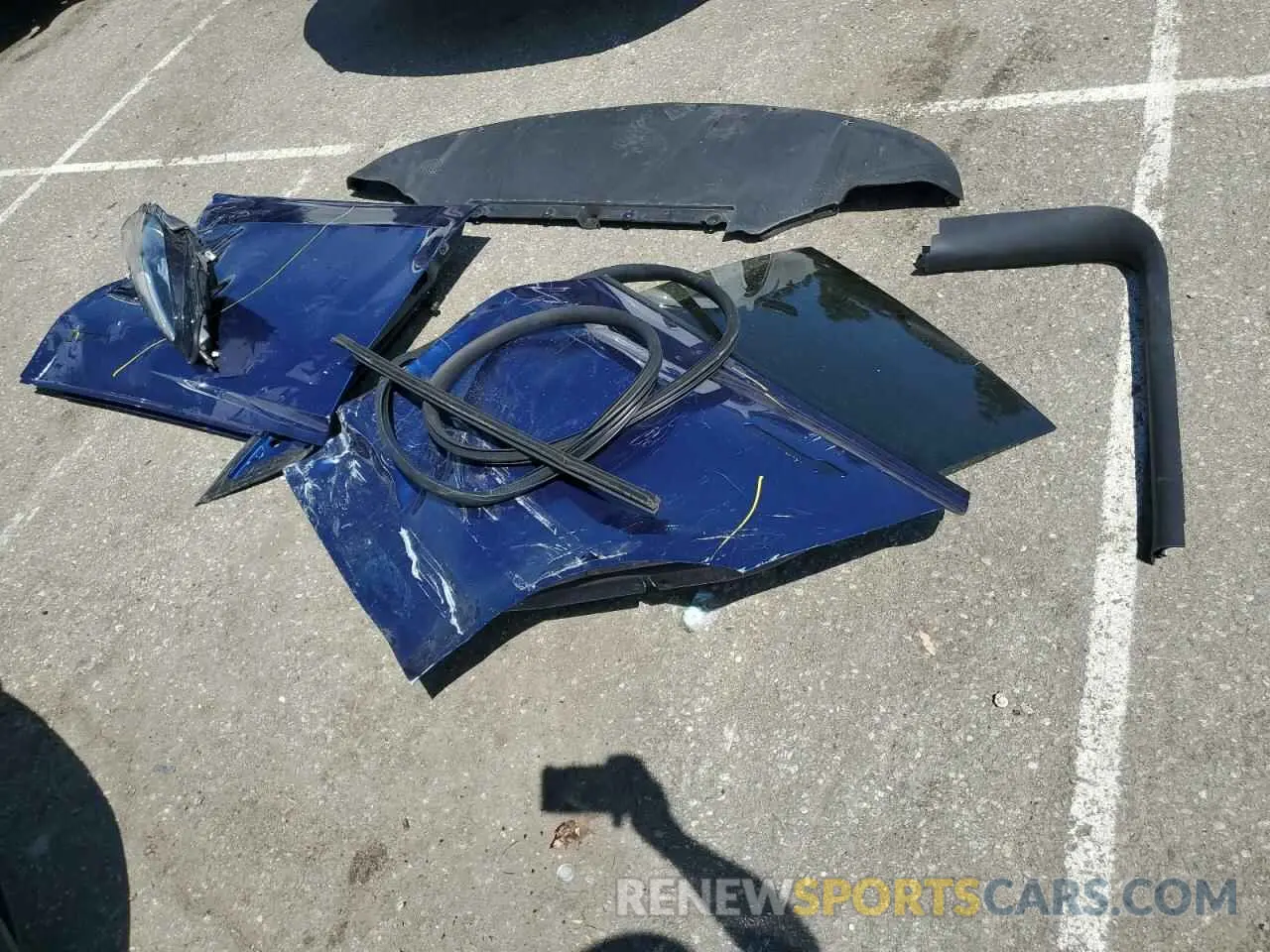13 fotografías del automóvil dañado 5YJYGAEE3MF223021 TESLA MODEL Y 2021