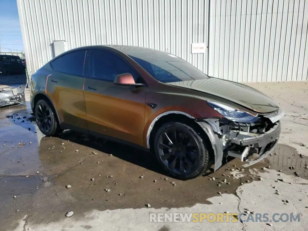 4 fotografías del automóvil dañado 5YJYGAEE3MF254821 TESLA MODEL Y 2021