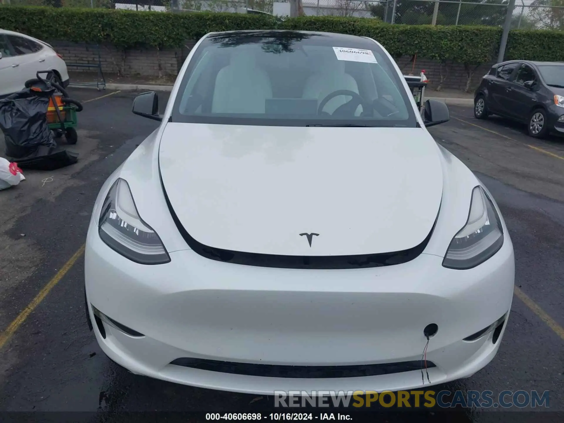 12 fotografías del automóvil dañado 5YJYGAEE3MF275670 TESLA MODEL Y 2021