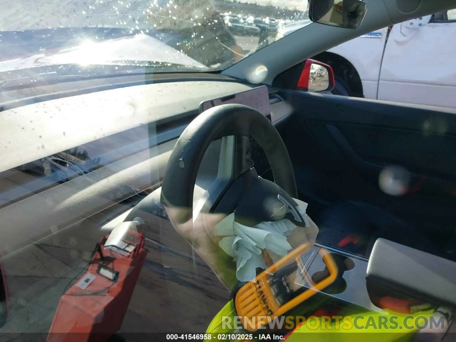 7 fotografías del automóvil dañado 5YJYGAEE4MF131335 TESLA MODEL Y 2021