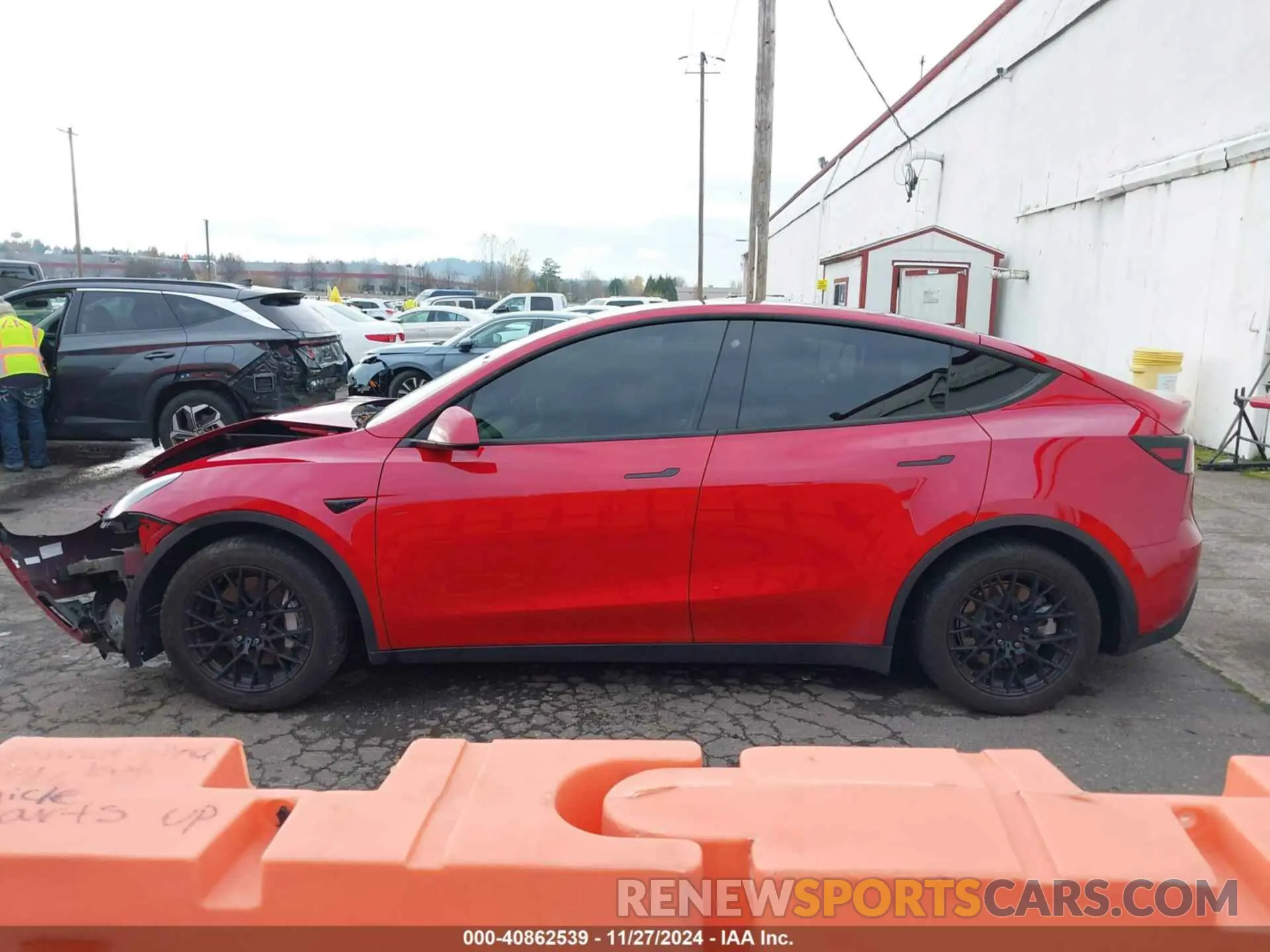 14 fotografías del automóvil dañado 5YJYGAEE4MF200475 TESLA MODEL Y 2021
