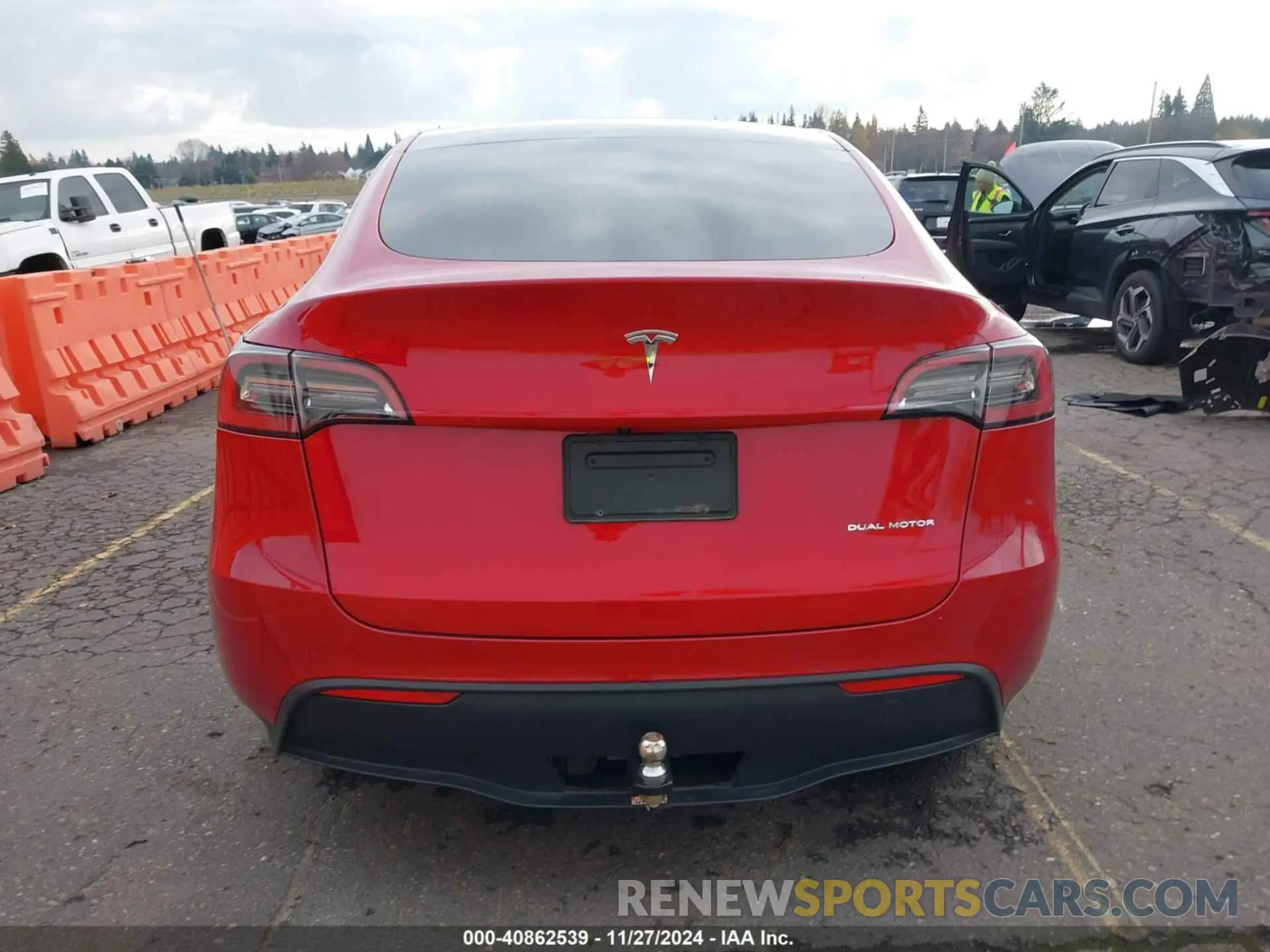 16 fotografías del automóvil dañado 5YJYGAEE4MF200475 TESLA MODEL Y 2021