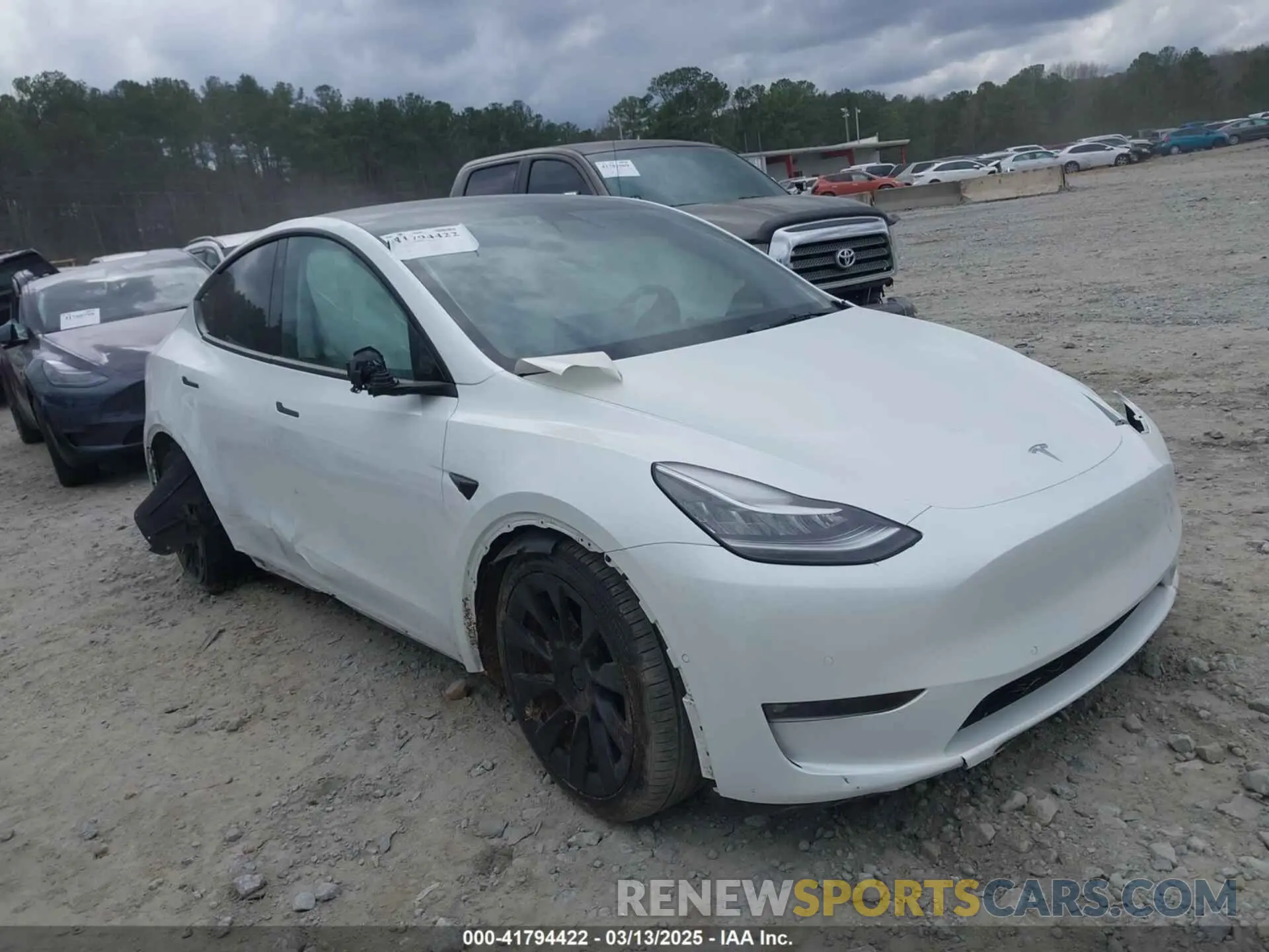 1 fotografías del automóvil dañado 5YJYGAEE4MF225134 TESLA MODEL Y 2021