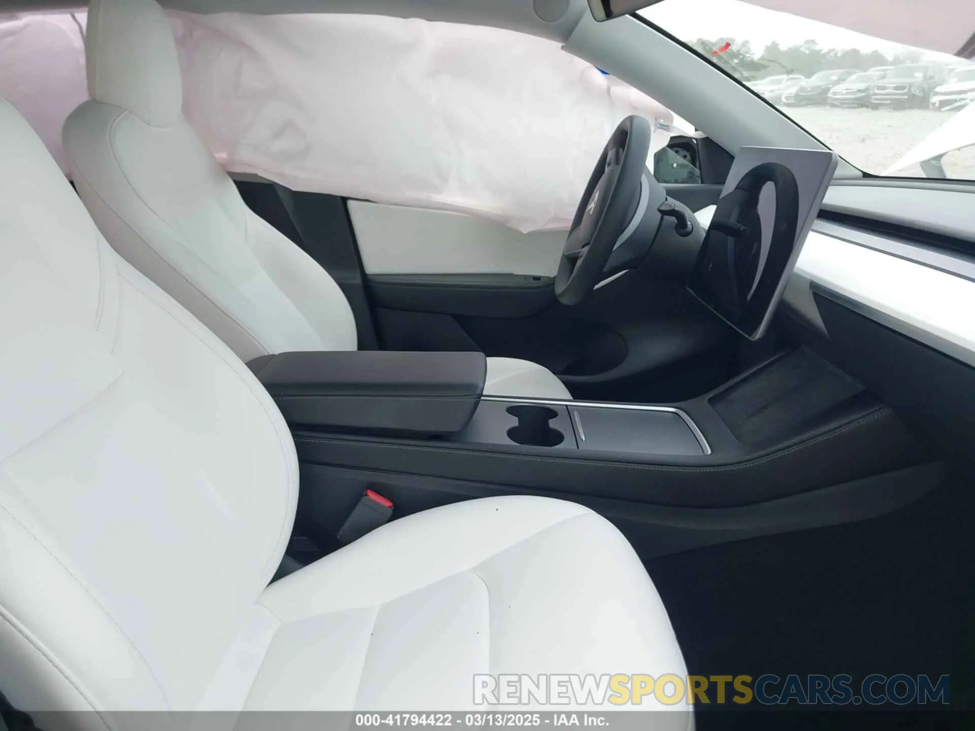 5 fotografías del automóvil dañado 5YJYGAEE4MF225134 TESLA MODEL Y 2021