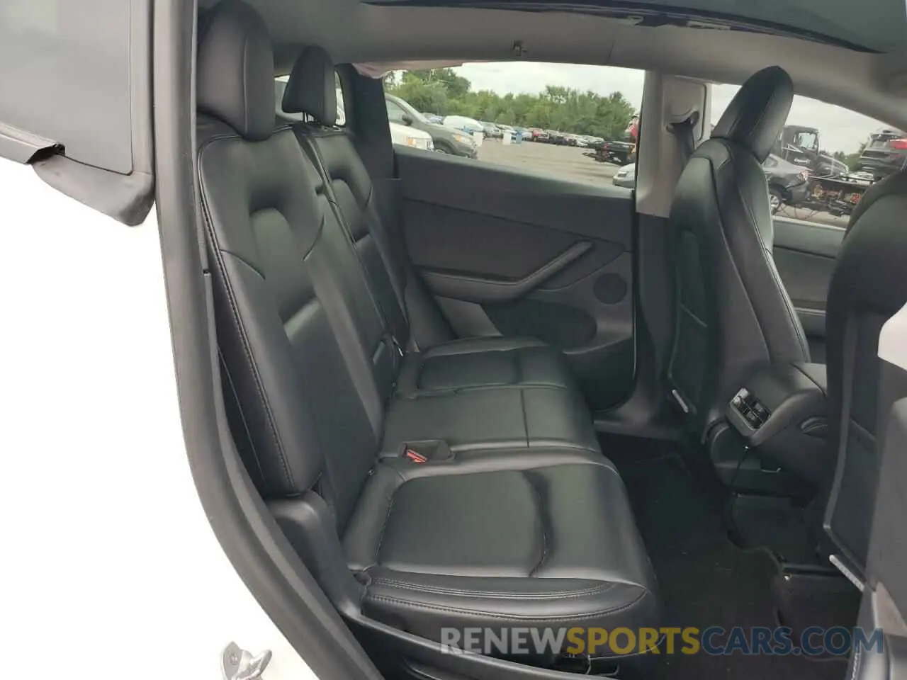 10 fotografías del automóvil dañado 5YJYGAEE4MF297743 TESLA MODEL Y 2021