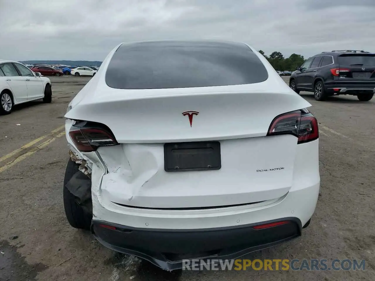 6 fotografías del automóvil dañado 5YJYGAEE4MF297743 TESLA MODEL Y 2021