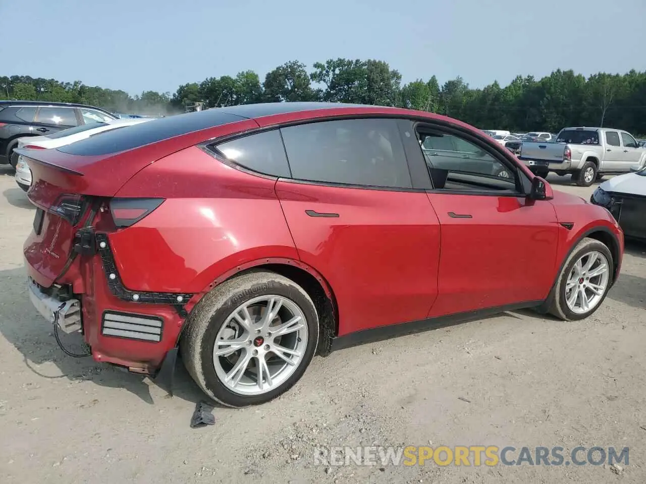 3 fotografías del automóvil dañado 5YJYGAEE5MF141873 TESLA MODEL Y 2021