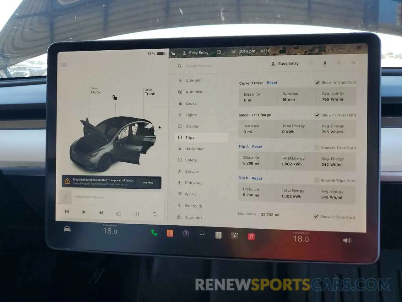 9 fotografías del automóvil dañado 5YJYGAEE5MF195156 TESLA MODEL Y 2021