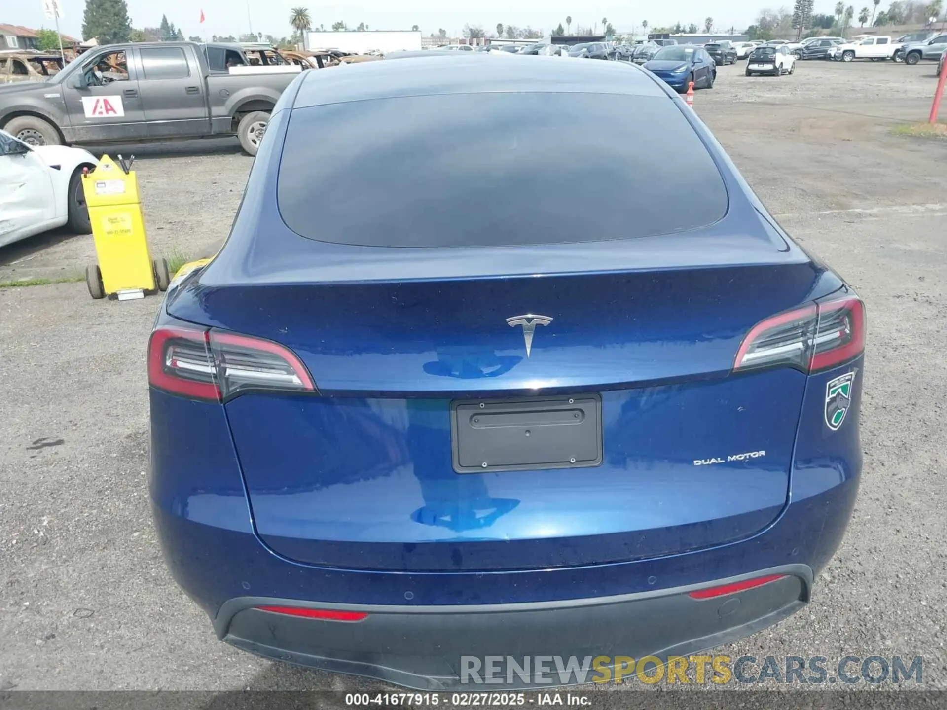 17 fotografías del automóvil dañado 5YJYGAEE5MF199286 TESLA MODEL Y 2021