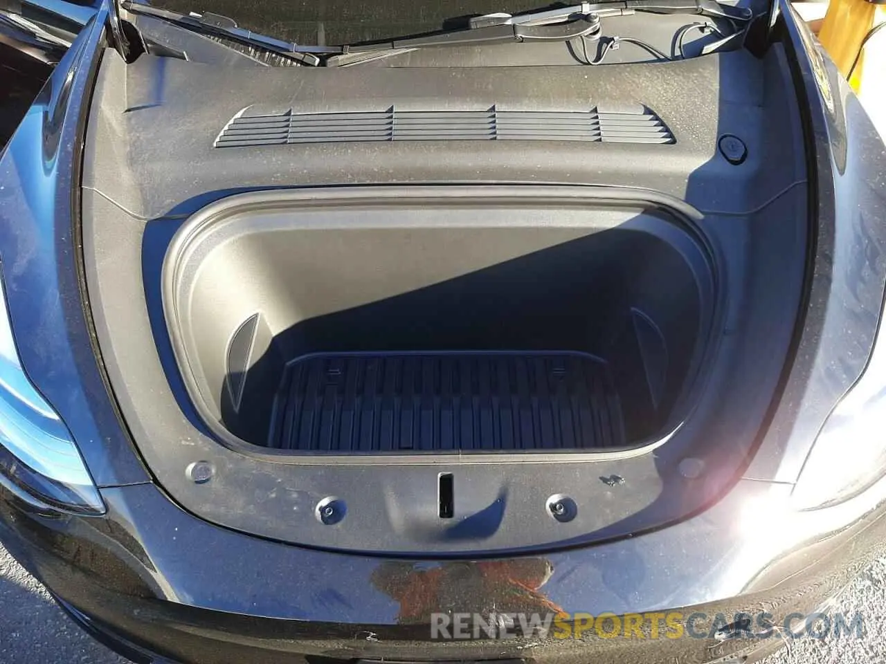 7 fotografías del automóvil dañado 5YJYGAEE5MF295614 TESLA MODEL Y 2021