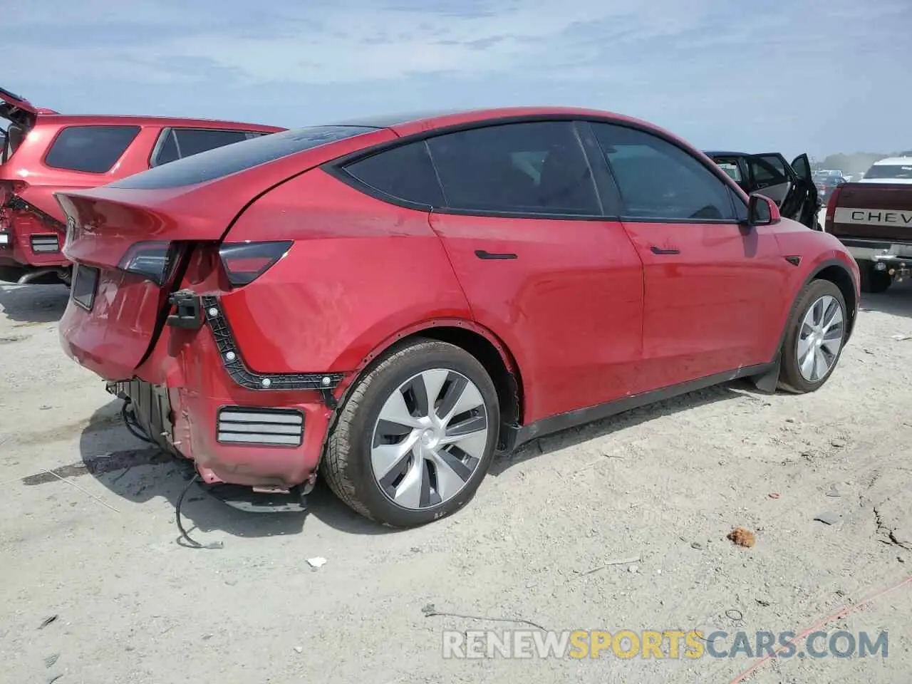 3 fotografías del automóvil dañado 5YJYGAEE6MF187986 TESLA MODEL Y 2021