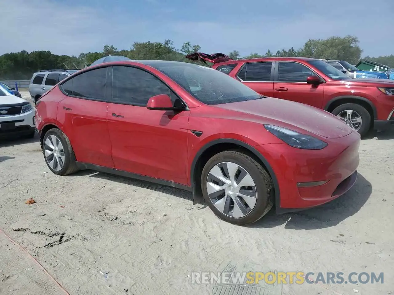 4 fotografías del automóvil dañado 5YJYGAEE6MF187986 TESLA MODEL Y 2021
