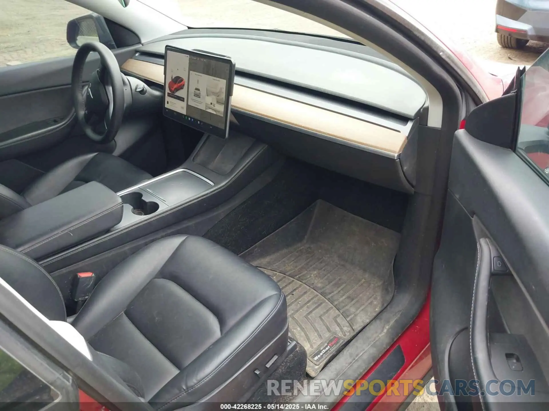 5 fotografías del automóvil dañado 5YJYGAEE6MF205256 TESLA MODEL Y 2021